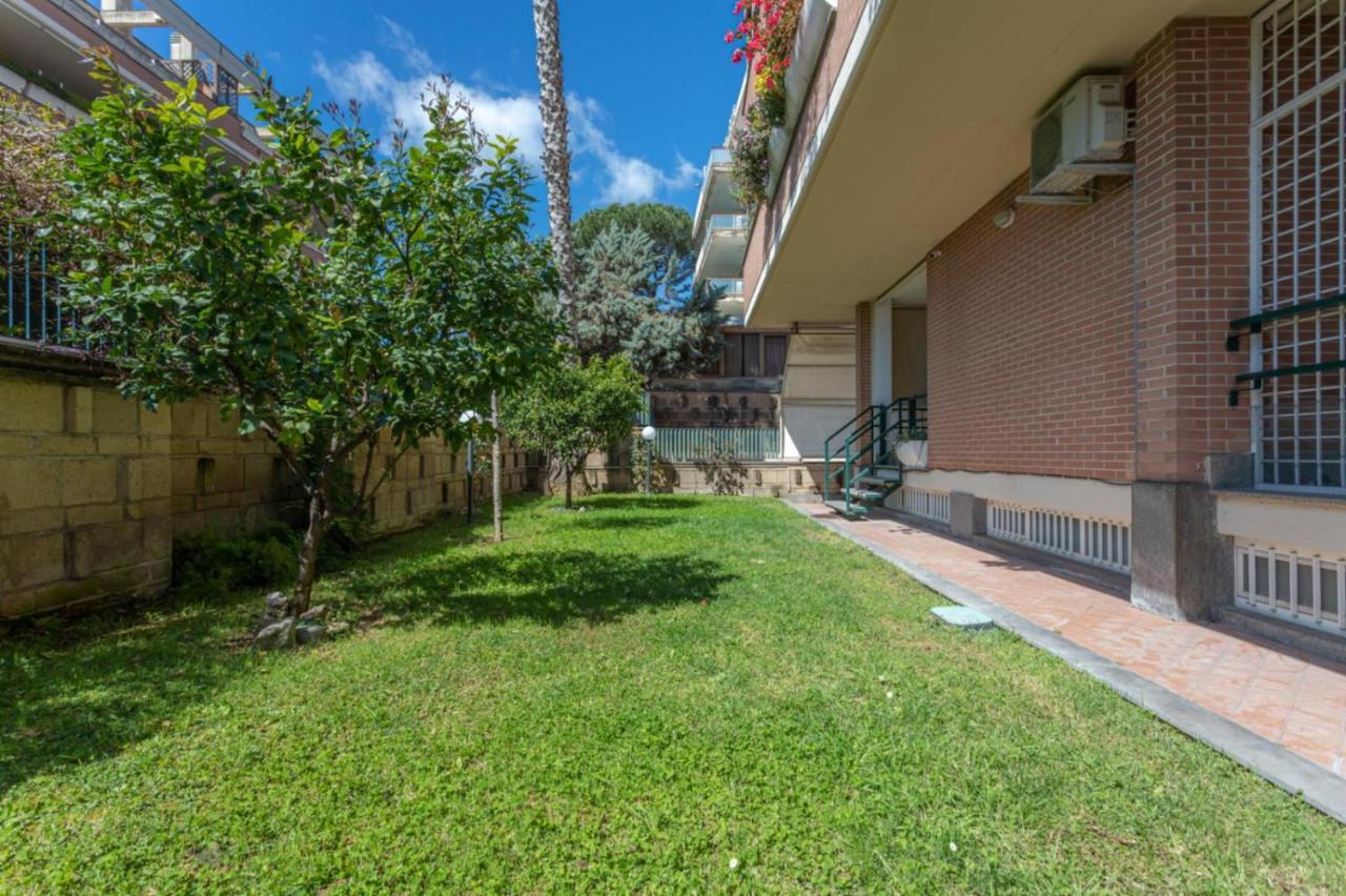 Elfaro Kitty - Stylish Apartment Close To S. Peter Rome Exterior photo